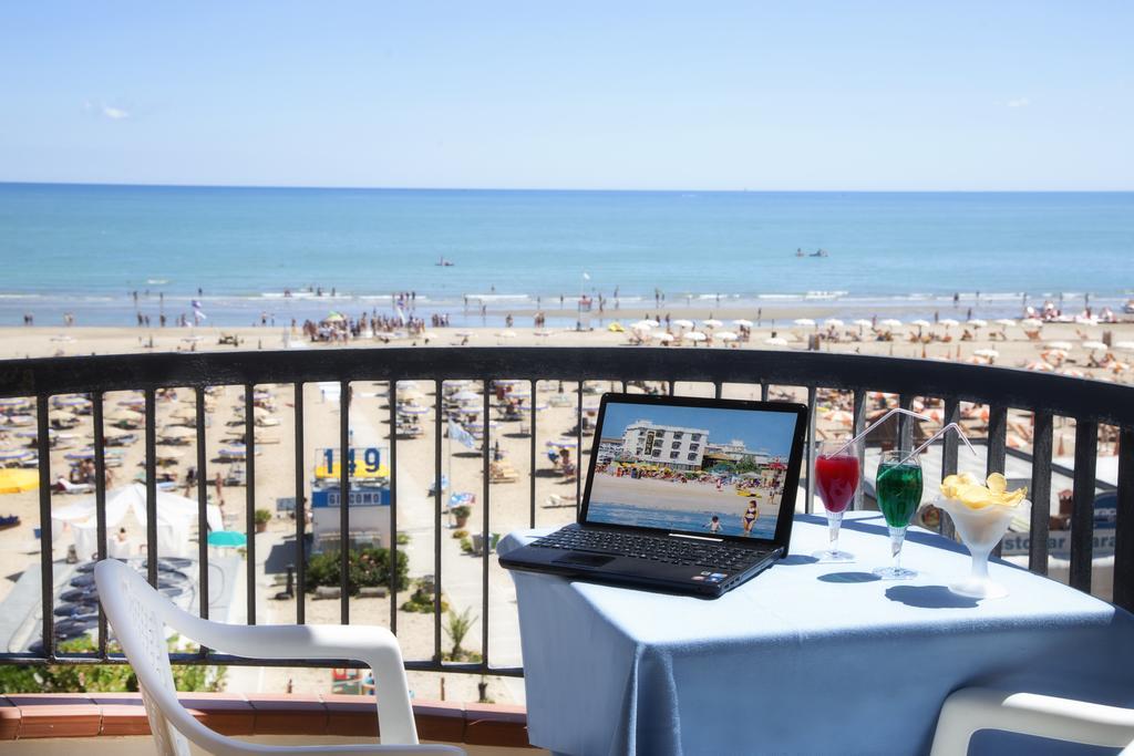 Hotel Usa Rimini Oda fotoğraf